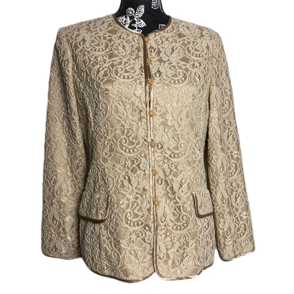 Grace LG Fashion Beige Gold Paisley Embroidered Blazer Rhinestone Flower Buttons